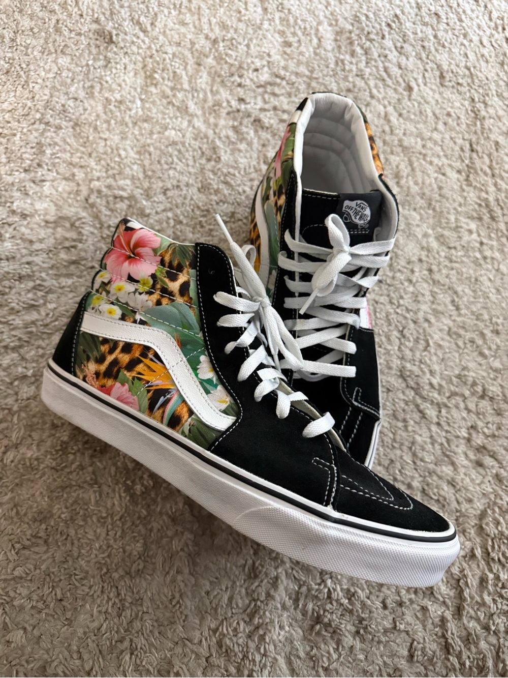 Vans Unique High-Tops with Leather Lining 10.5